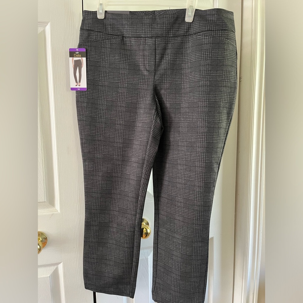 Dalia pull on dress pants